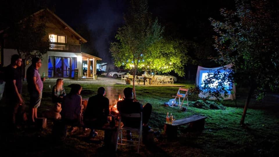 Gradina Lu' Ion "A Home Away From Home" (Adults Only) Vişeu de Sus Buitenkant foto