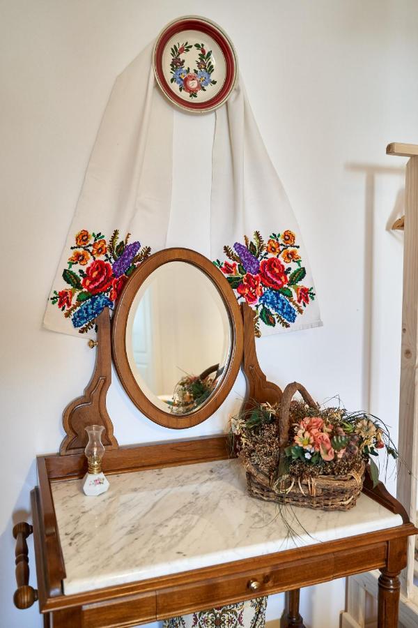 Gradina Lu' Ion "A Home Away From Home" (Adults Only) Vişeu de Sus Buitenkant foto