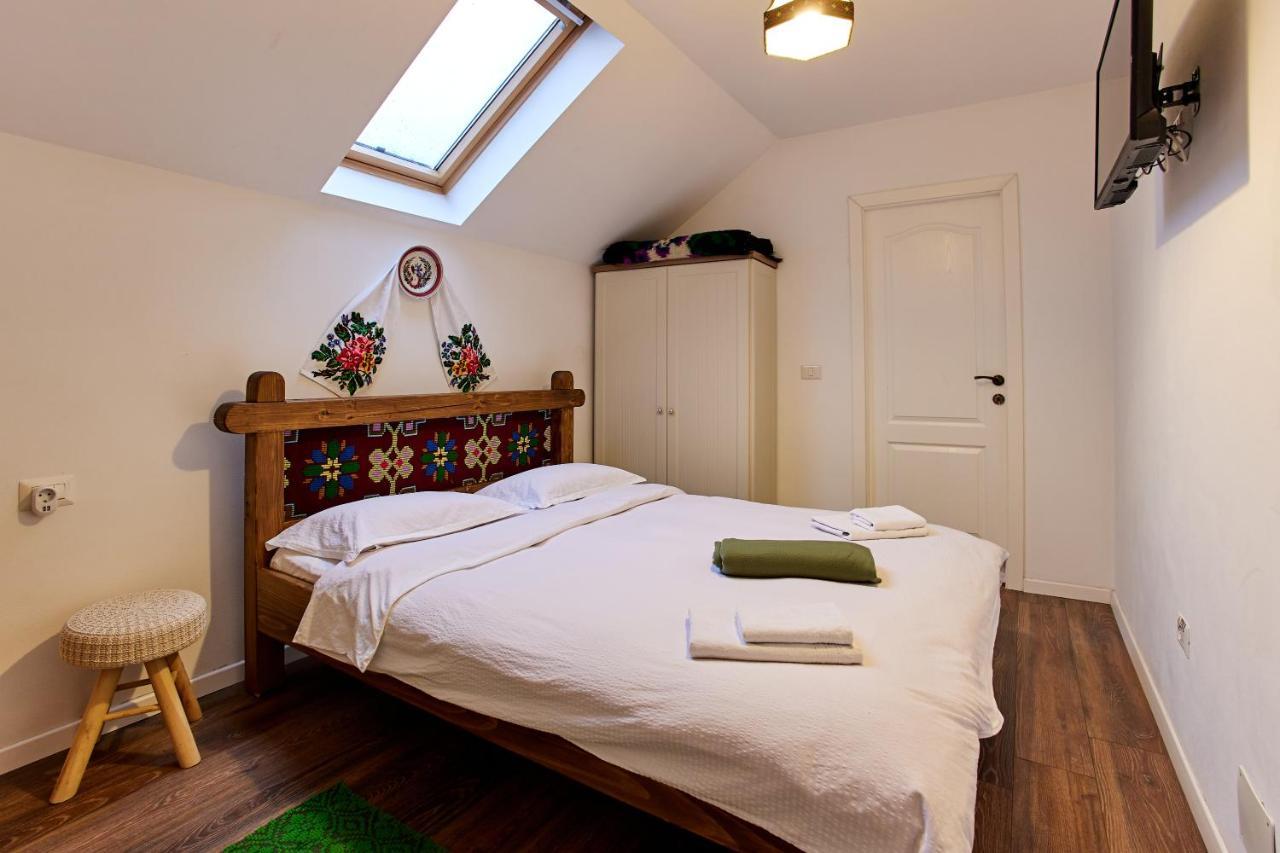 Gradina Lu' Ion "A Home Away From Home" (Adults Only) Vişeu de Sus Buitenkant foto