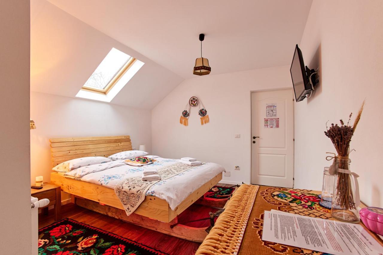 Gradina Lu' Ion "A Home Away From Home" (Adults Only) Vişeu de Sus Buitenkant foto