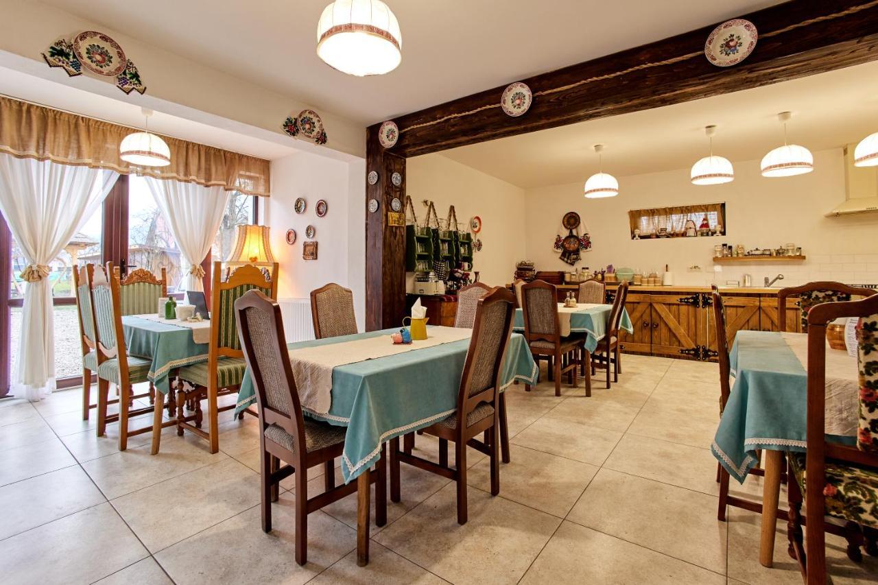 Gradina Lu' Ion "A Home Away From Home" (Adults Only) Vişeu de Sus Buitenkant foto