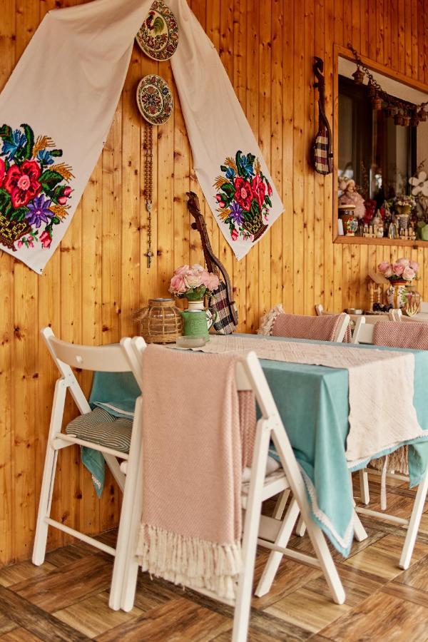 Gradina Lu' Ion "A Home Away From Home" (Adults Only) Vişeu de Sus Buitenkant foto