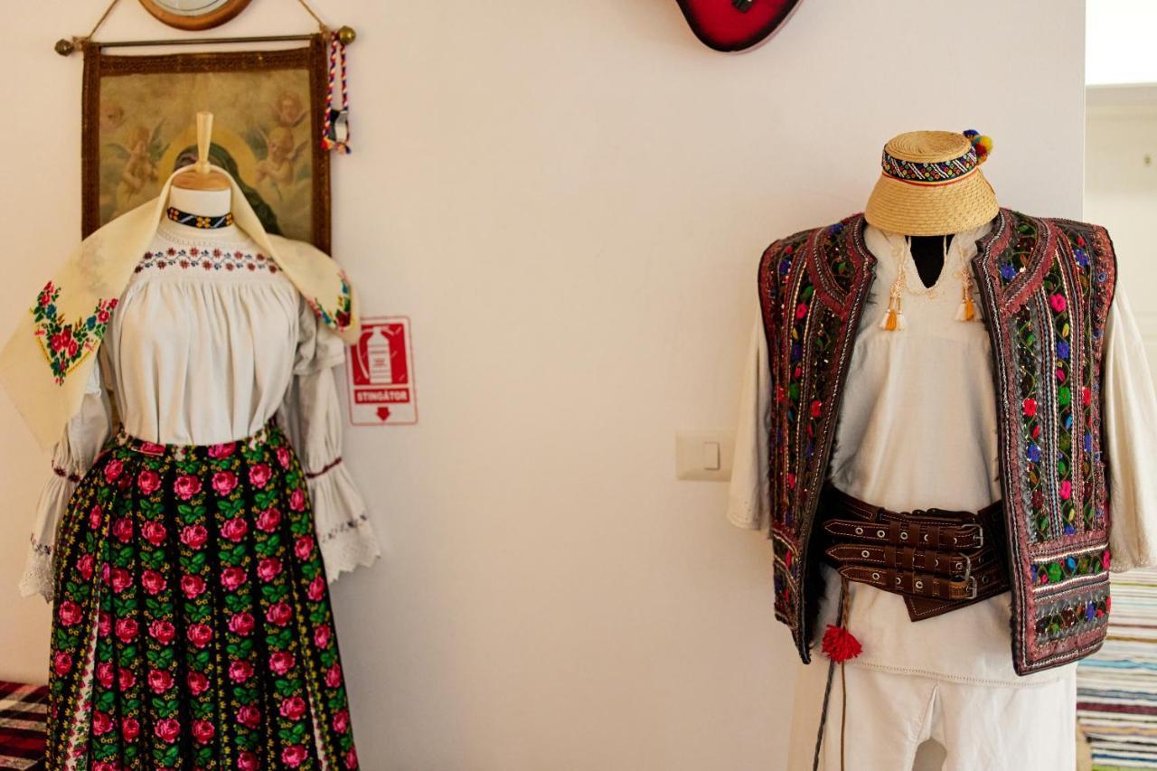 Gradina Lu' Ion "A Home Away From Home" (Adults Only) Vişeu de Sus Buitenkant foto